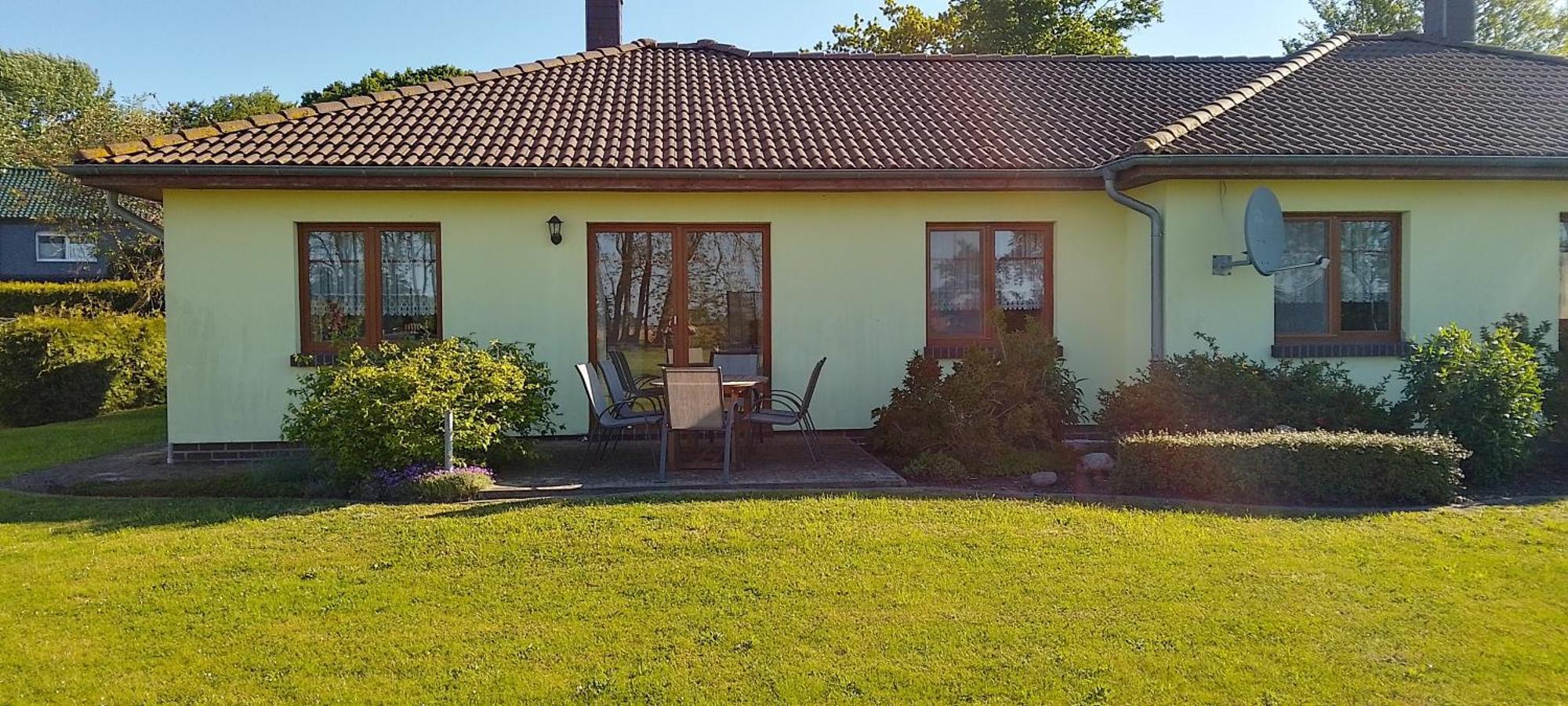Ferienhaus Bei Familie Gau In Schaprode Esterno foto